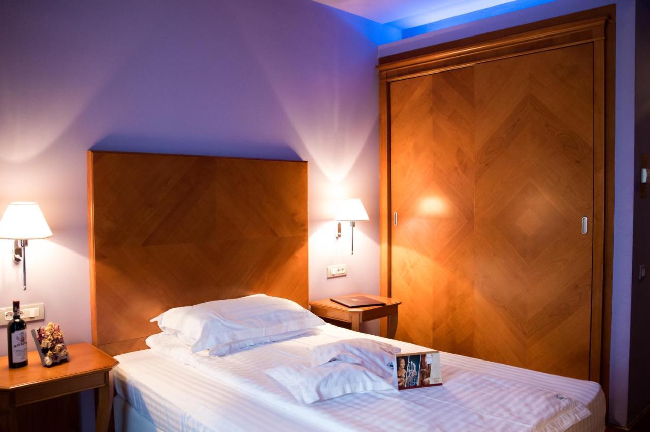 Hotel Beyfin คลูจ-นาโปกา ภายนอก รูปภาพ