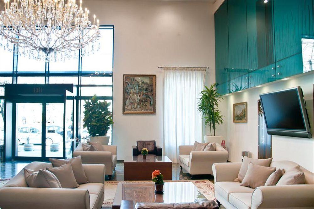 Hotel Beyfin คลูจ-นาโปกา ภายนอก รูปภาพ