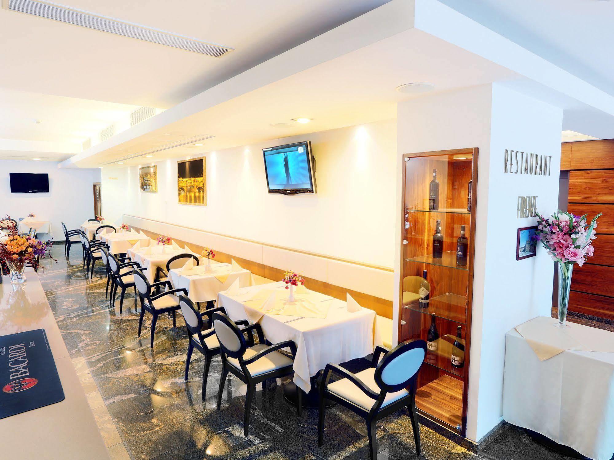 Hotel Beyfin คลูจ-นาโปกา ภายนอก รูปภาพ
